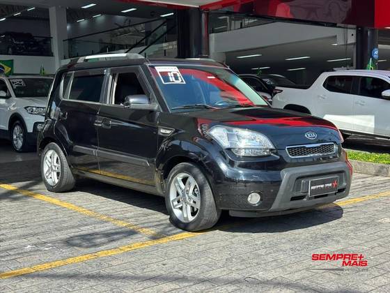 KIA SOUL 1.6 EX 16V FLEX 4P AUTOMÁTICO KIA SOUL 1.6 EX 16V FLEX 4P AUTOMÁTICO